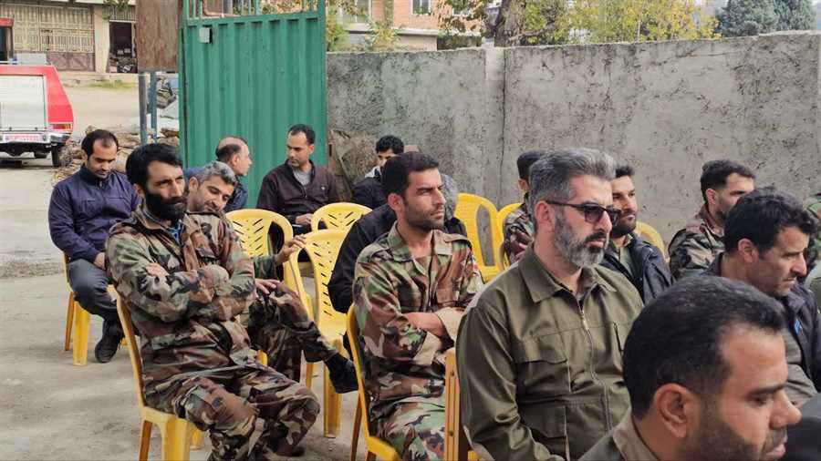 فرماندار نکا آغازگر گام سوم نهضت کاشت درخت در دهستان پی‌رجه  