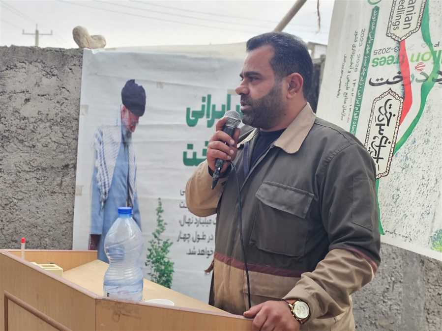 فرماندار نکا آغازگر گام سوم نهضت کاشت درخت در دهستان پی‌رجه  